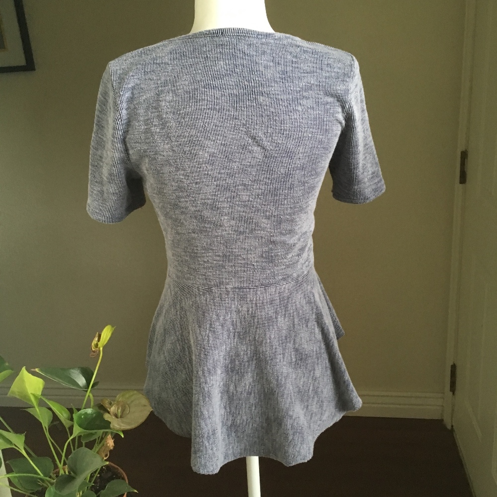 Tea n Rose Ribbed Peplum Top - Picture 3 of 4